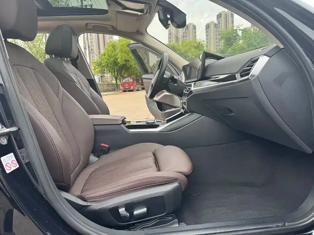 BMW i3 2023 из CN, фото 8