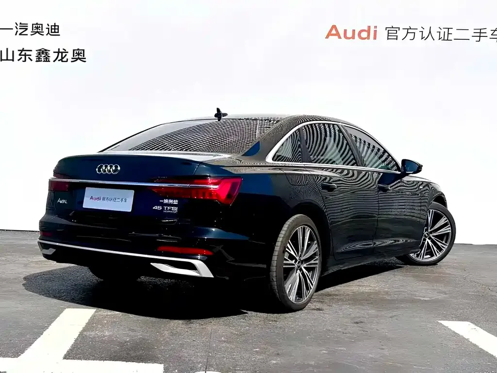 Audi A6L — фото 8