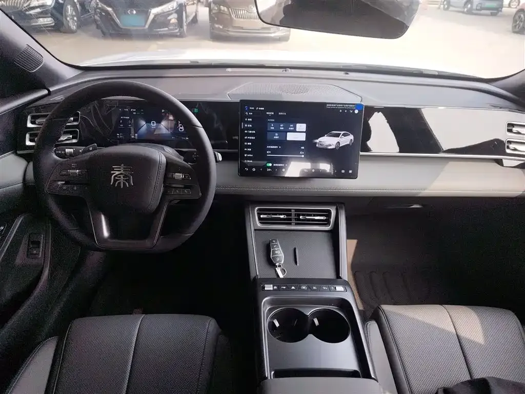 BYD Qin L — фото 10