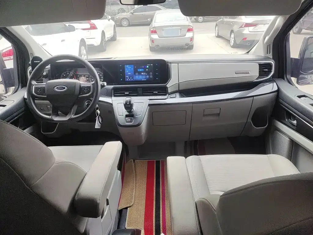 Ford Transit 2024 из CN, фото 2