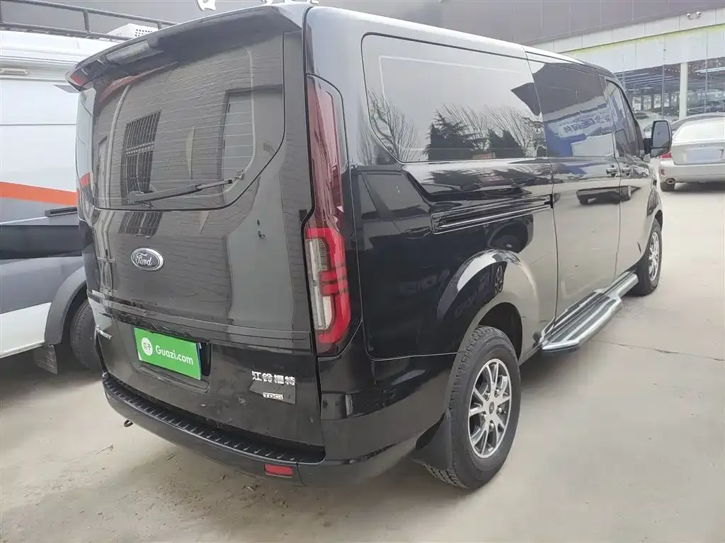 Ford Transit 2024 из CN, фото 9