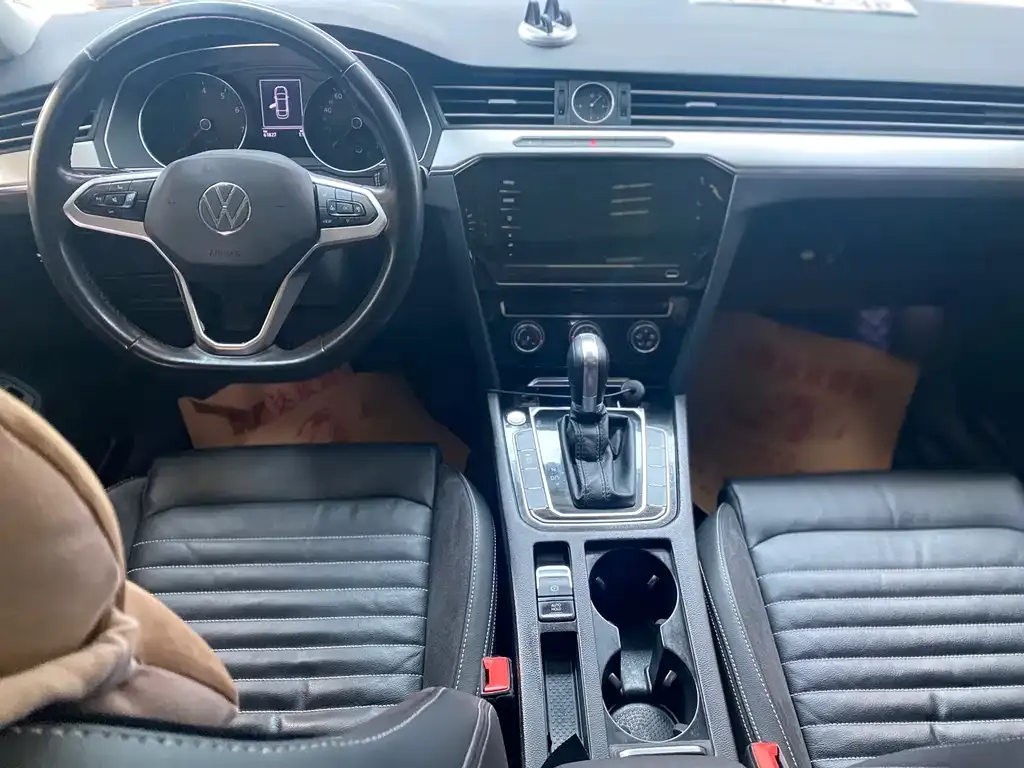 Volkswagen Magotan 2022 из CN, фото 7