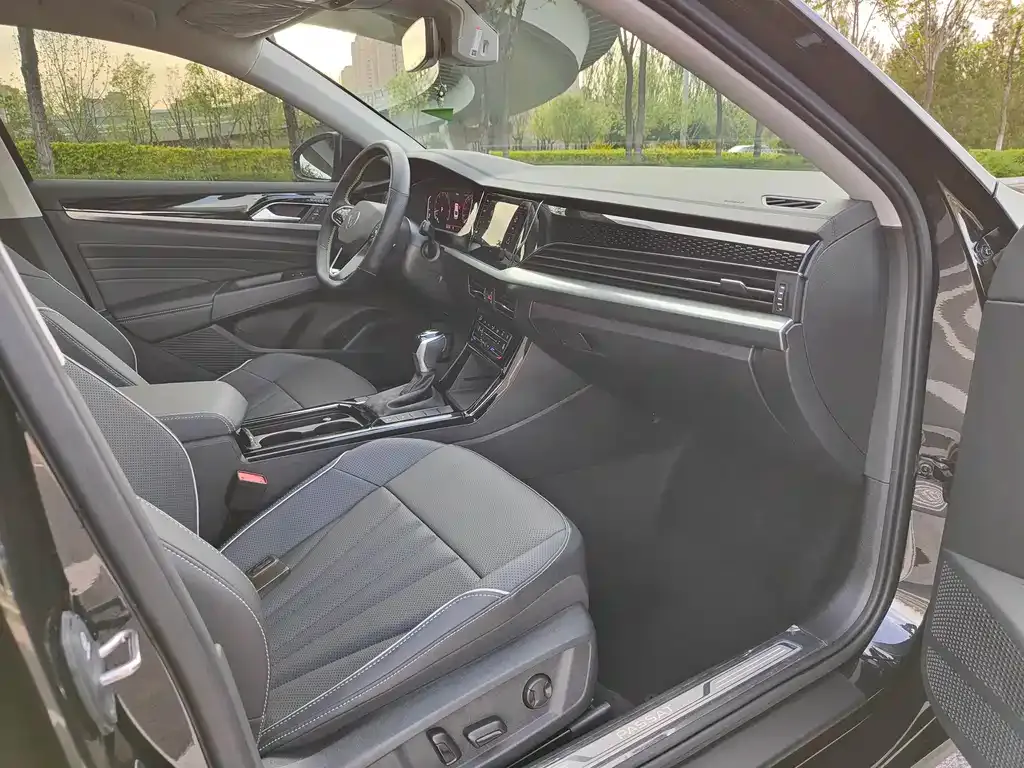 Volkswagen Passat — фото 2