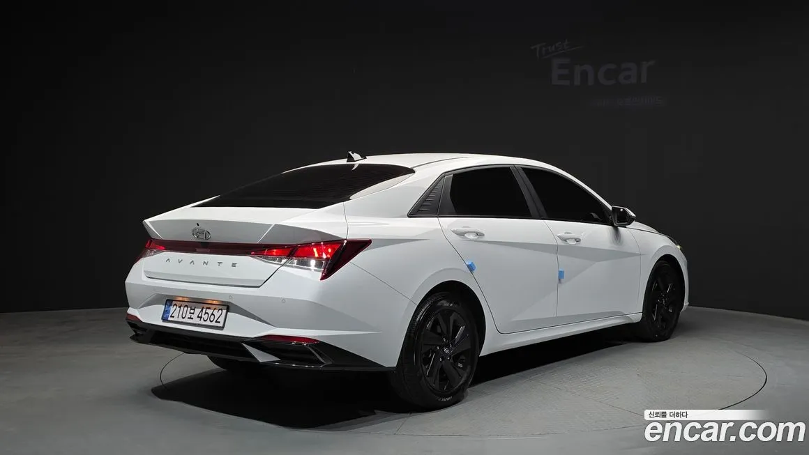 Hyundai AVANTE 2023 из KR, фото 4