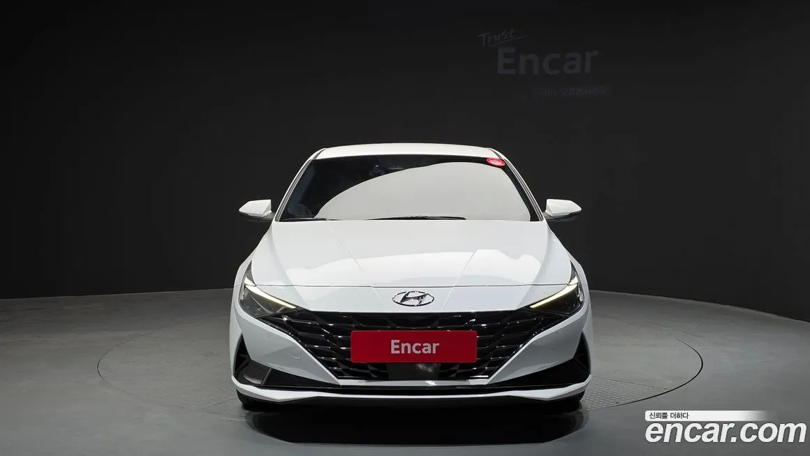Hyundai AVANTE 2023 из KR, фото 2