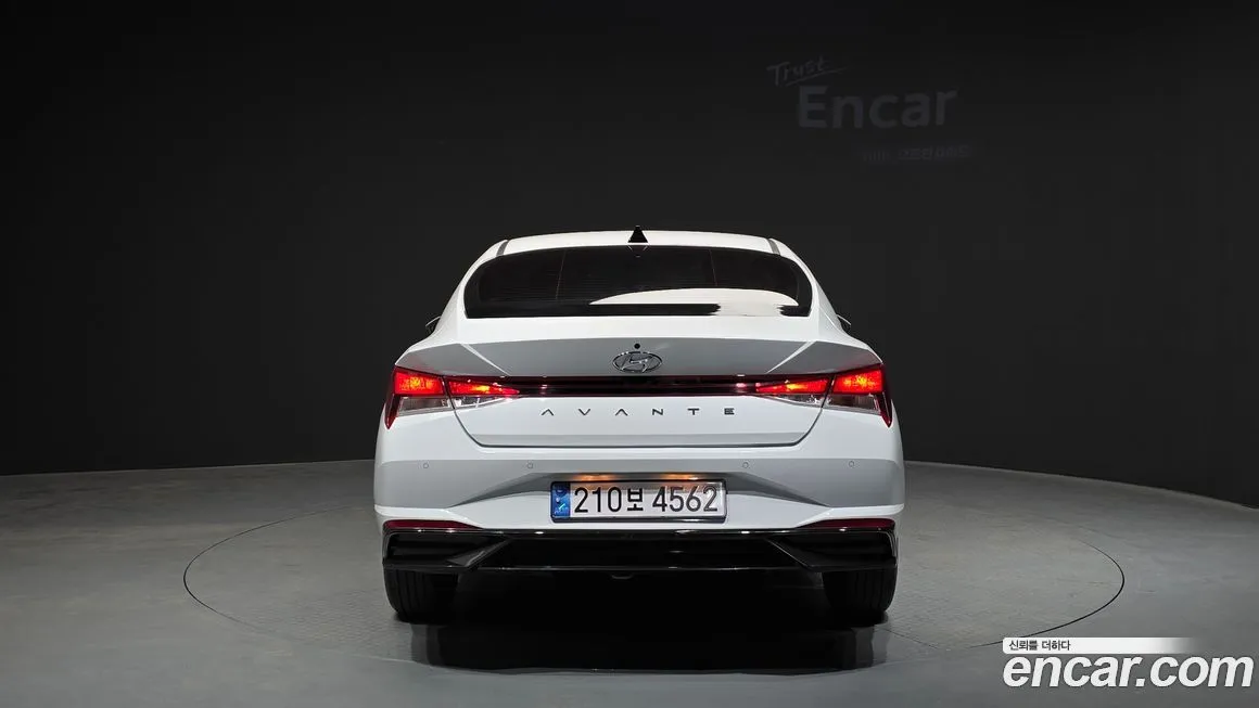 Hyundai AVANTE 2023 из KR, фото 3