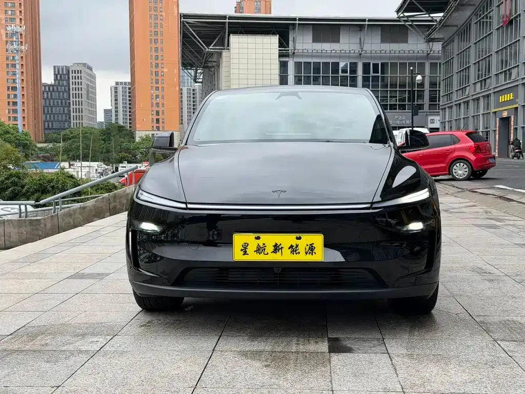 Tesla Model Y 2026 из CN, фото 1