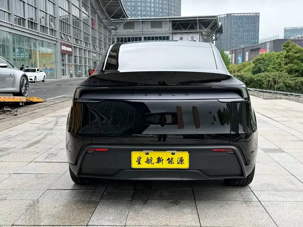 Tesla Model Y 2026 из CN, фото 10