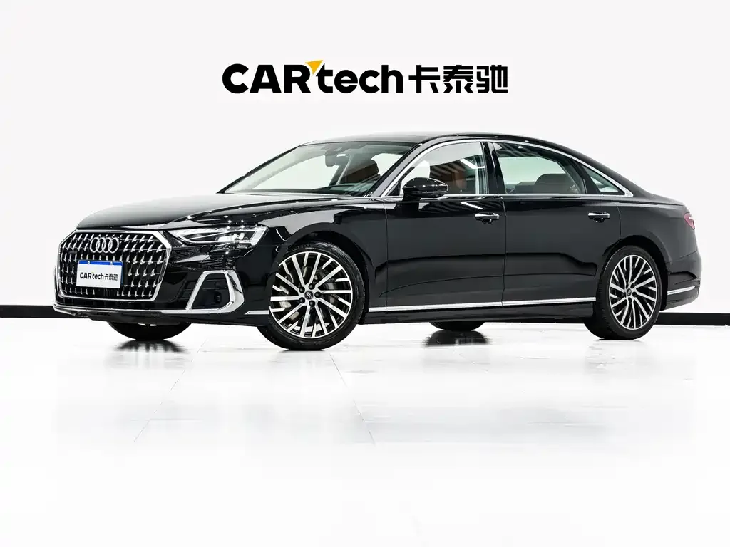 Audi A8 — фото 1