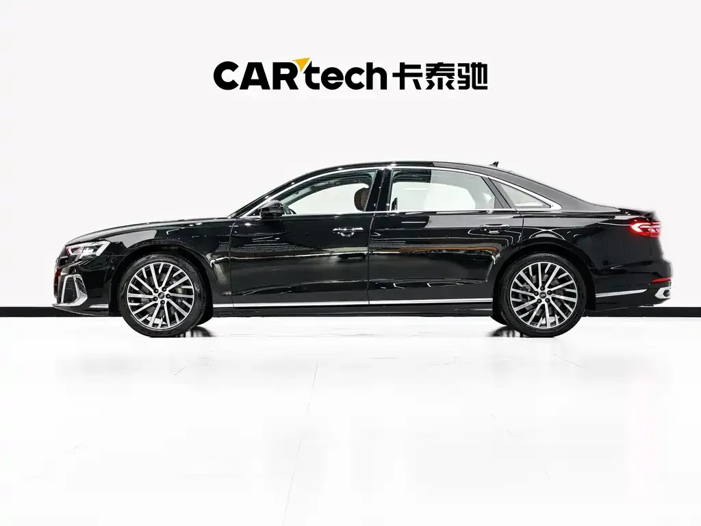Audi A8 — фото 2