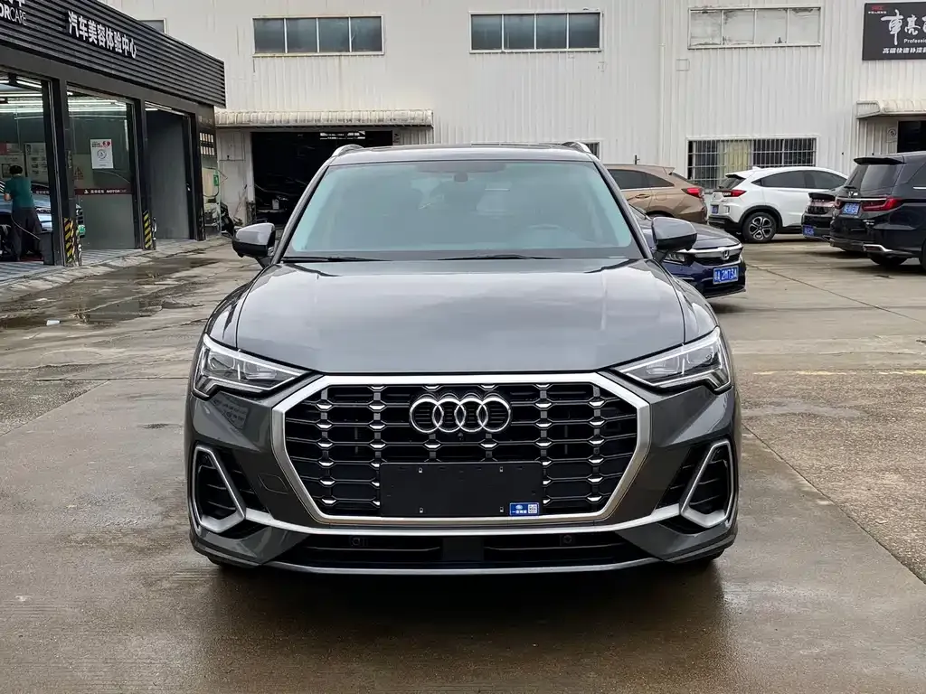 Audi Q3 — фото 4