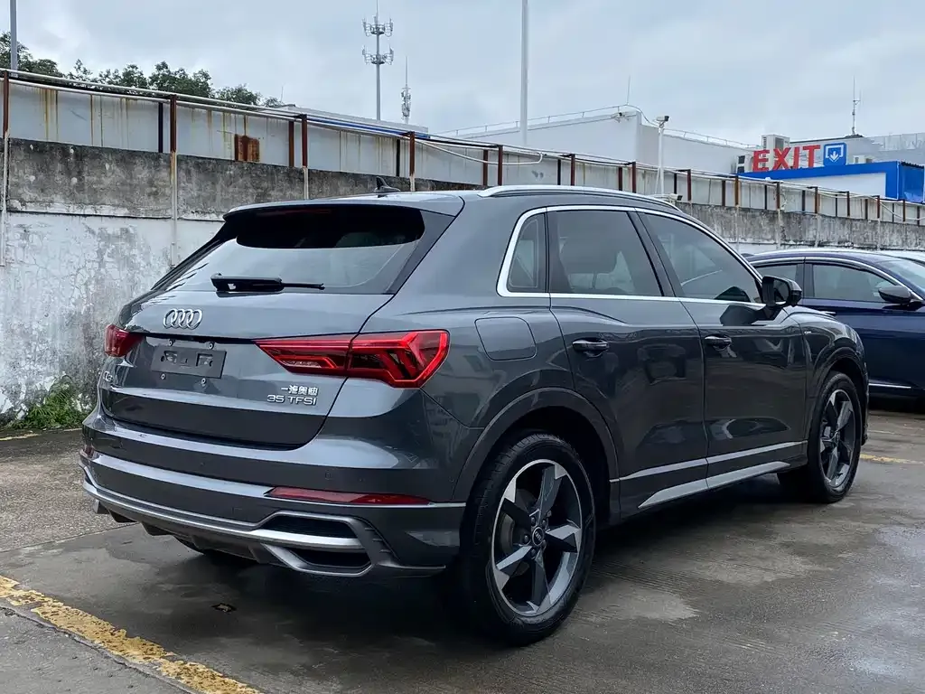 Audi Q3 — фото 3