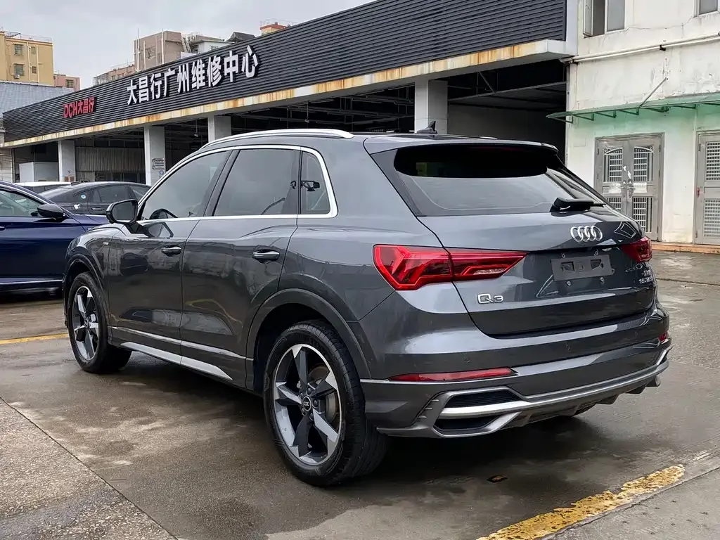 Audi Q3 — фото 10