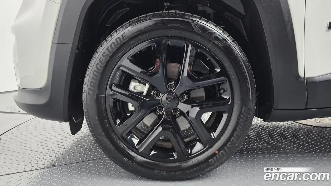 Jeep Renegade 2023 из KR, фото 6