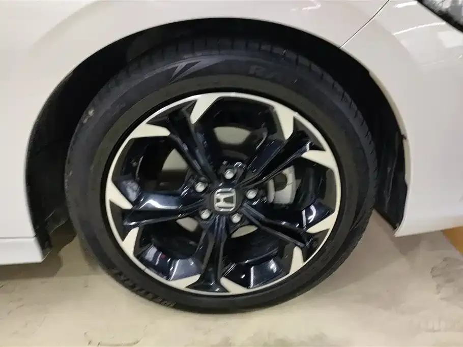 Honda Civic — фото 8