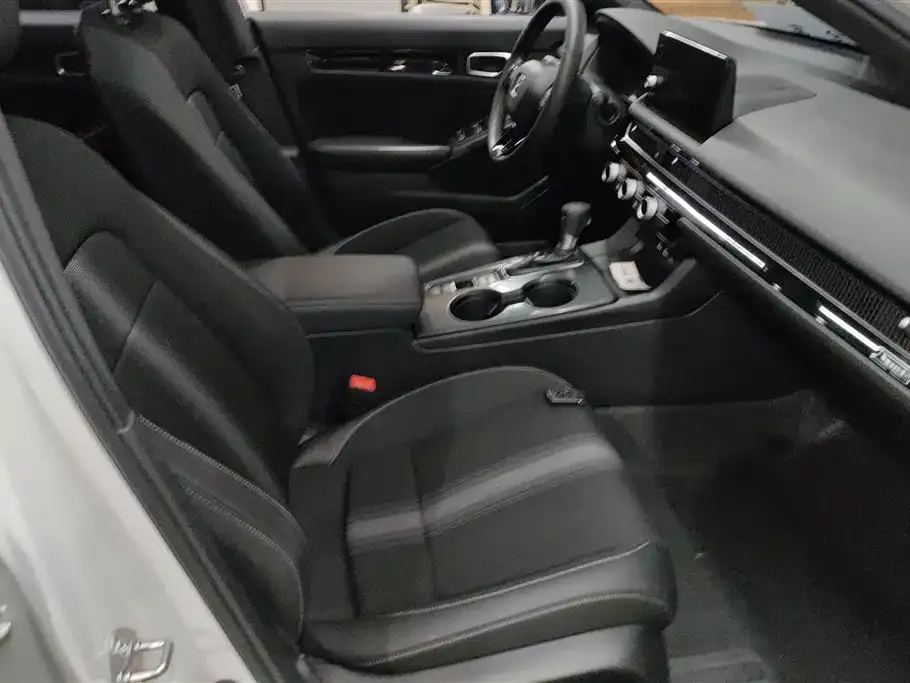 Honda Civic — фото 4
