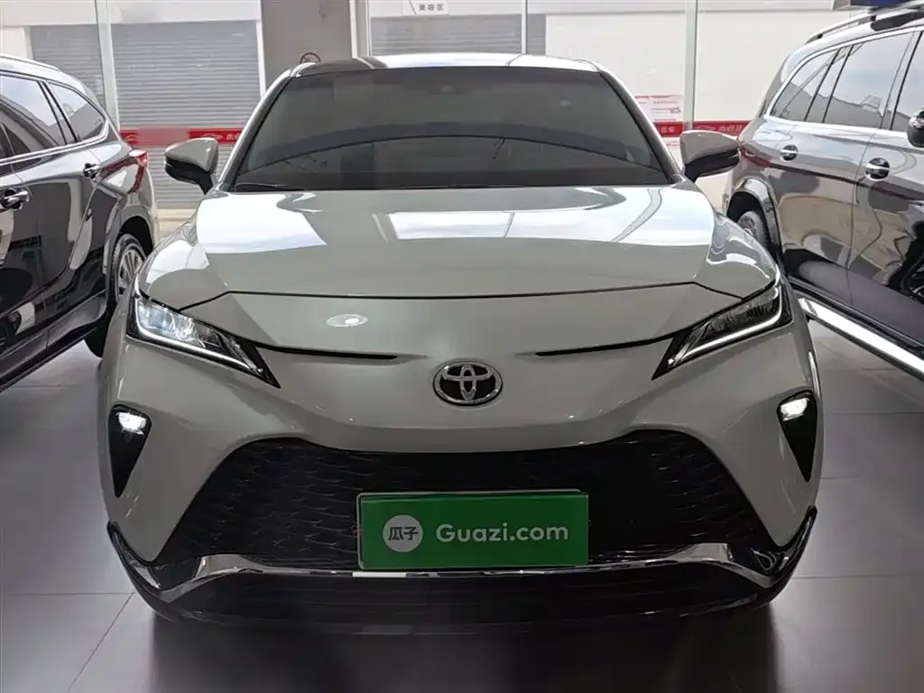 Toyota Venza 2023 из CN, фото 3
