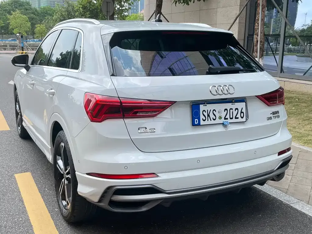 Audi Q3 — фото 7