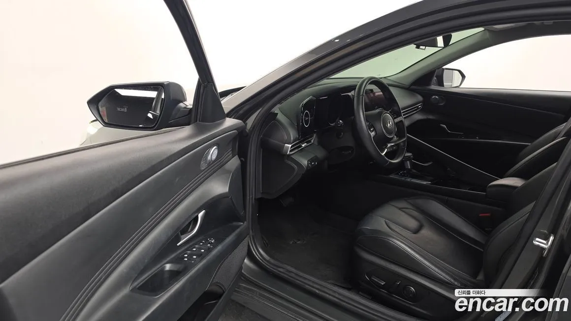 Hyundai AVANTE 2022 из KR, фото 3
