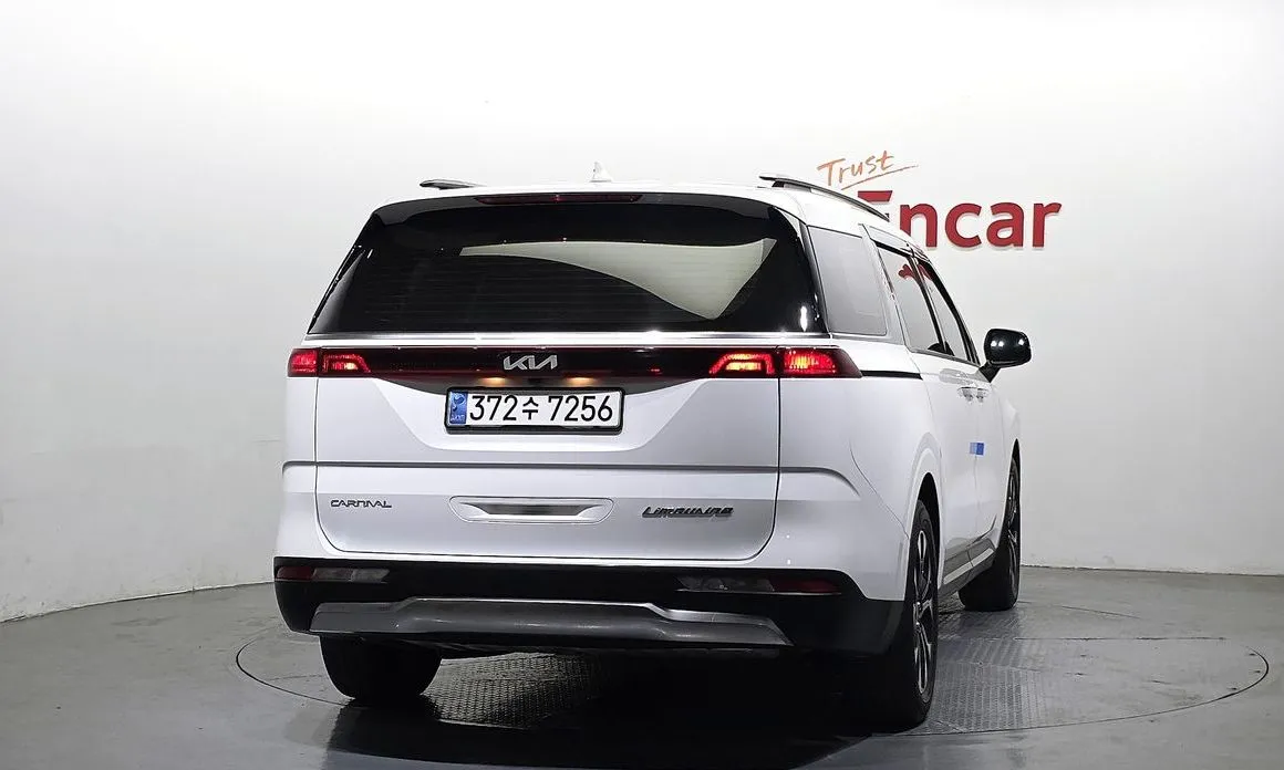 Kia Carnival 2023 из KR, фото 7