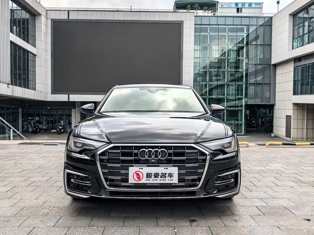 Audi A6L — фото 5