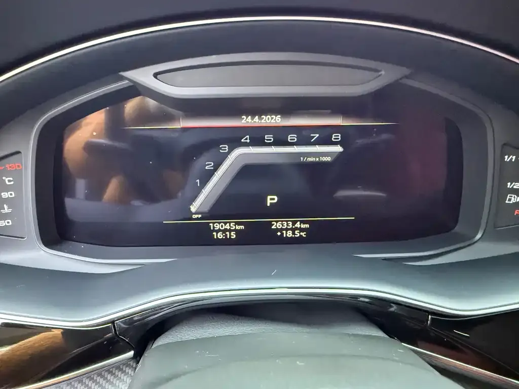 Audi SQ7 2025 из CN, фото 10