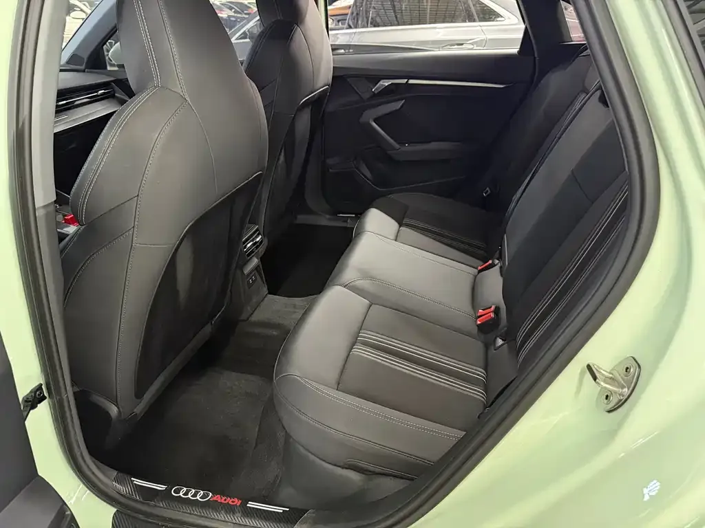 Audi A3 — фото 2