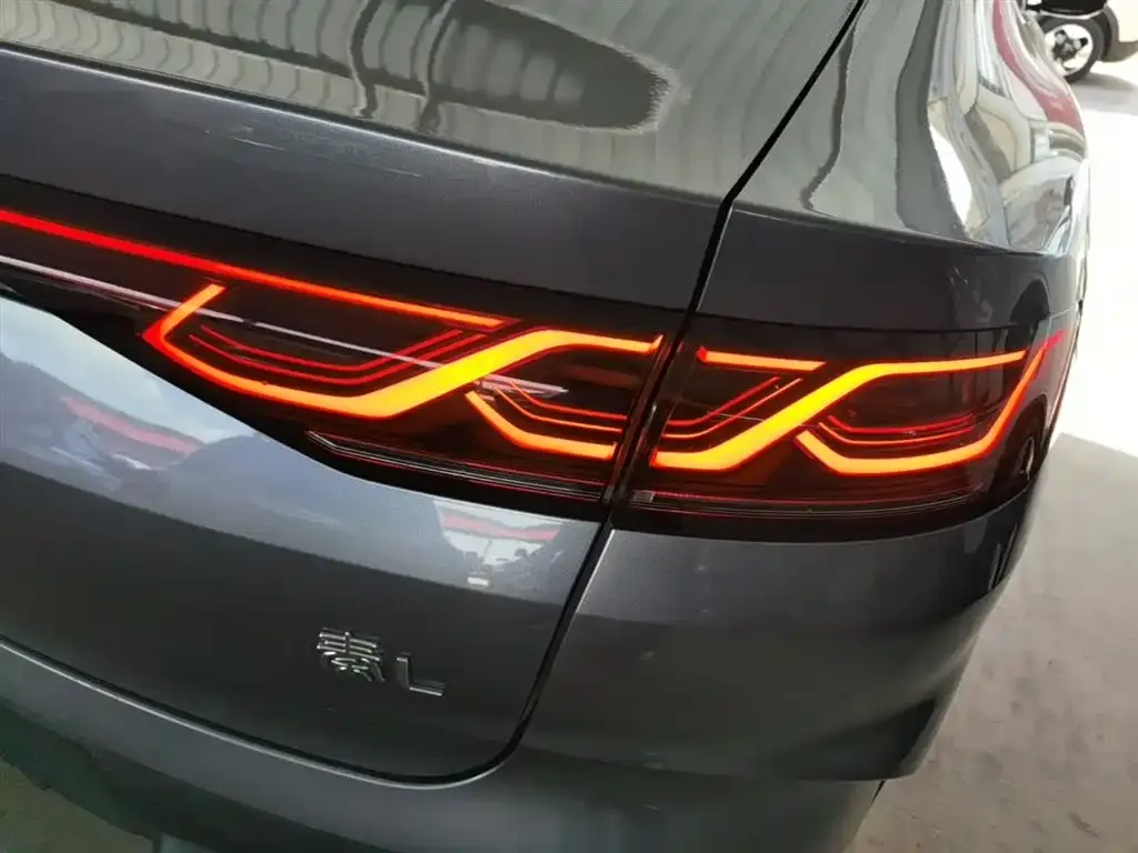 BYD Qin L — фото 2
