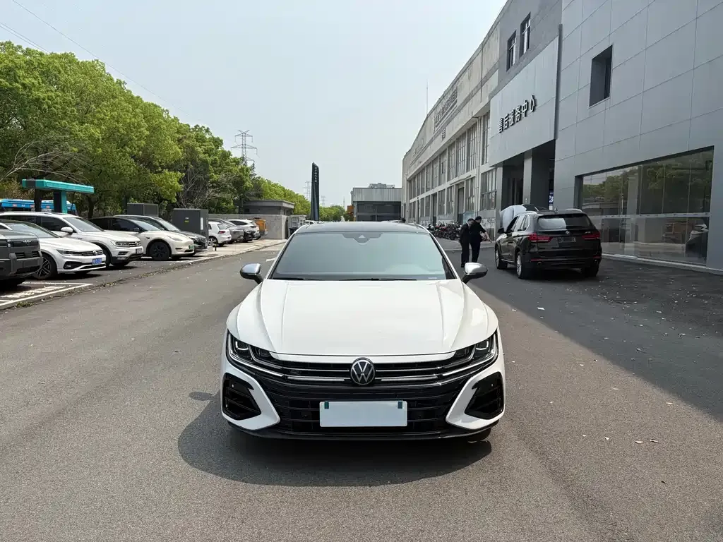 Volkswagen CC 2022 из CN, фото 9
