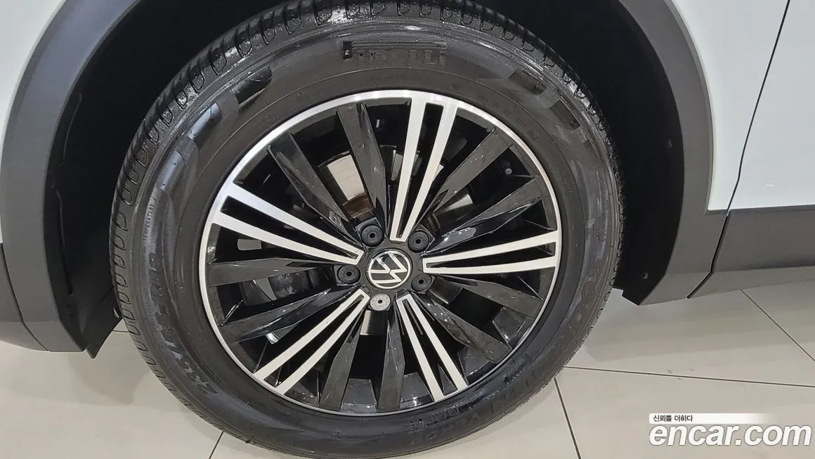 Volkswagen Tiguan 2023 из KR, фото 10