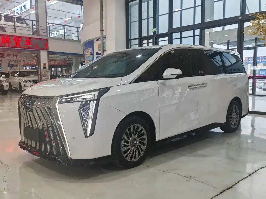 GAC Motor Trumpchi M8 — фото 1