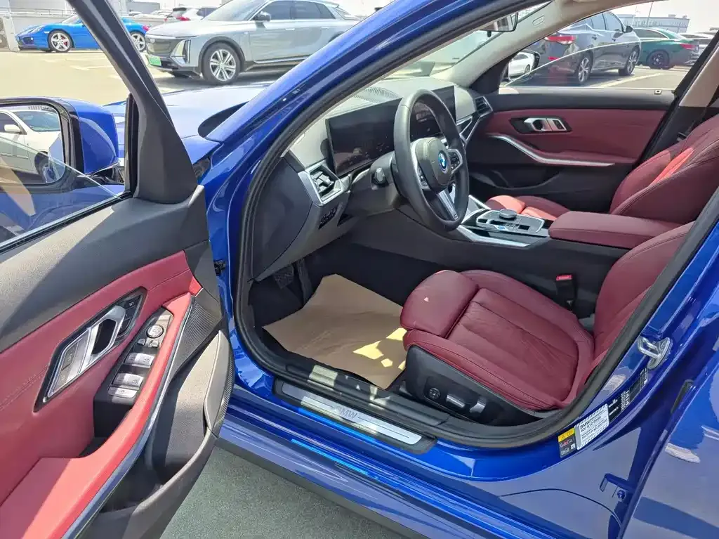 BMW i3 — фото 9
