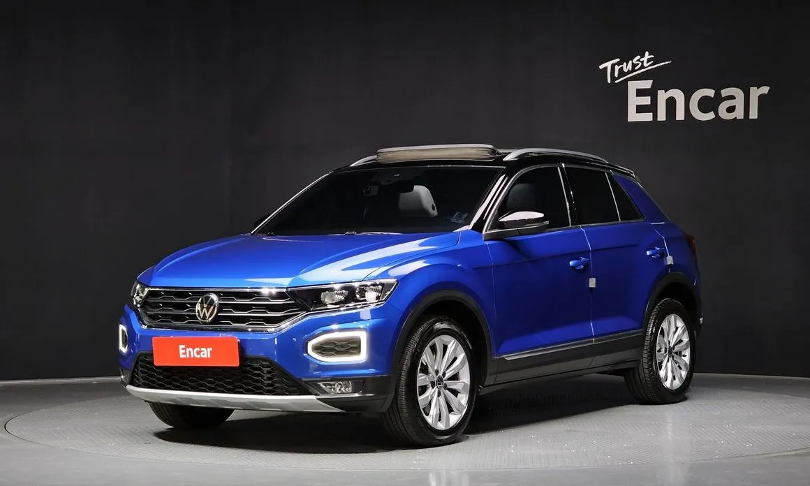 Volkswagen T-Roc — фото 1