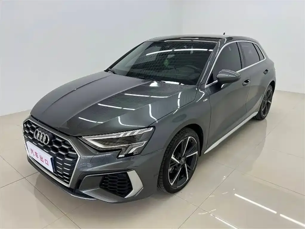 Audi A3 2023 из CN, фото 1