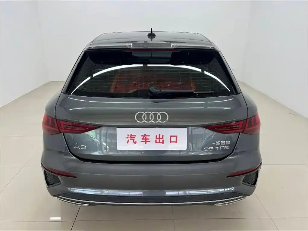 Audi A3 2023 из CN, фото 4