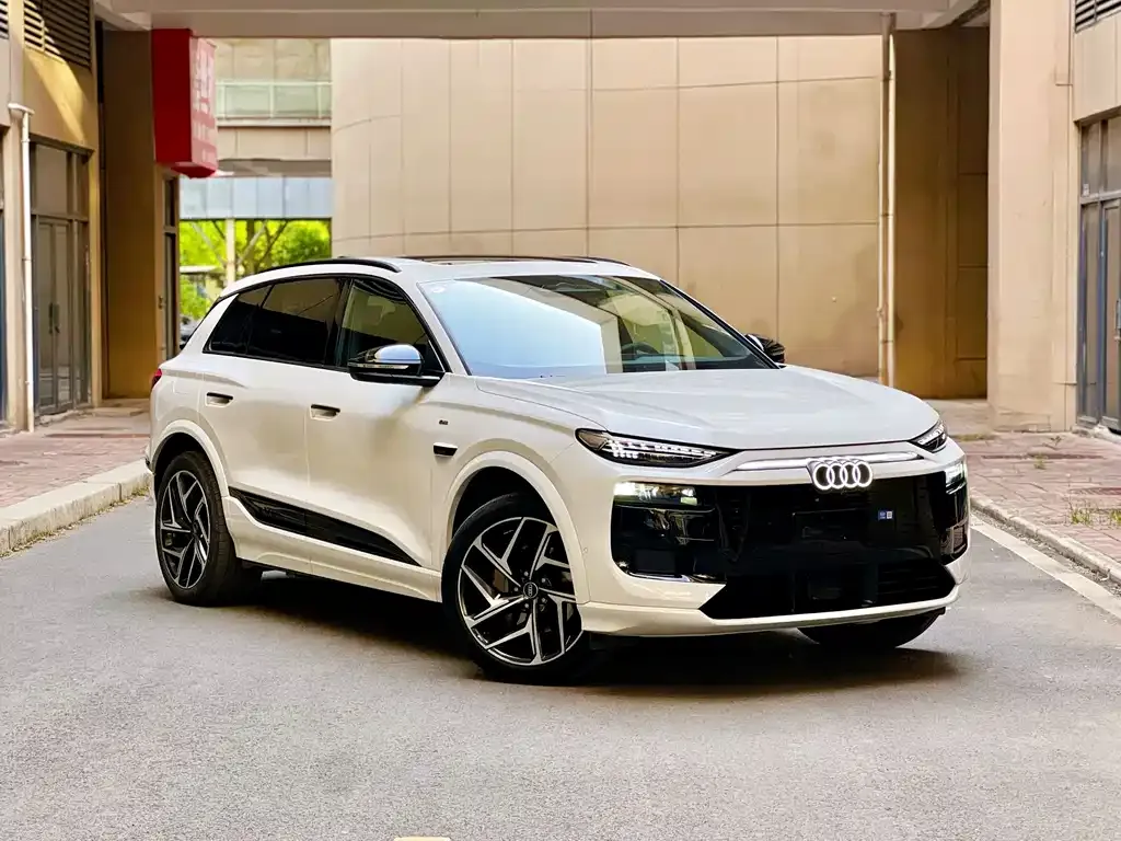 Audi Q6L e-tron — фото 8