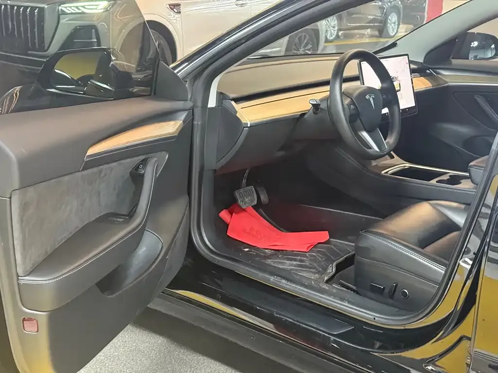 Tesla Model 3 2022 из CN, фото 10