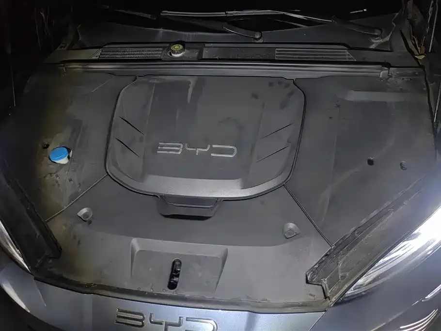 BYD Seal — фото 4