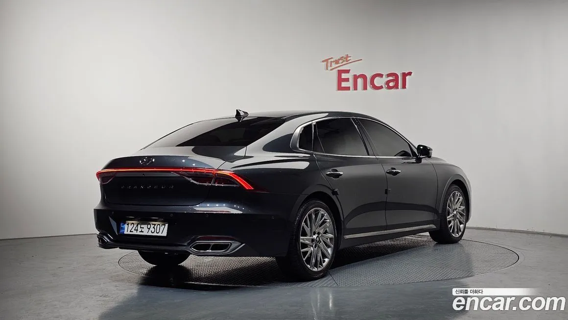 Hyundai Grandeur 2022 из KR, фото 8