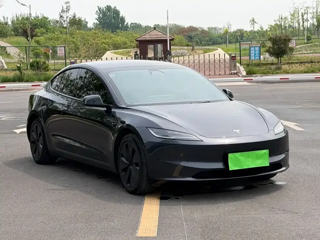 Tesla Model 3 — фото 6