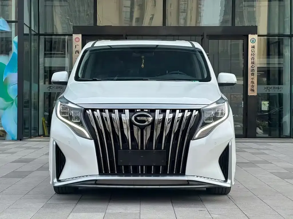 GAC Motor Trumpchi M8 — фото 2