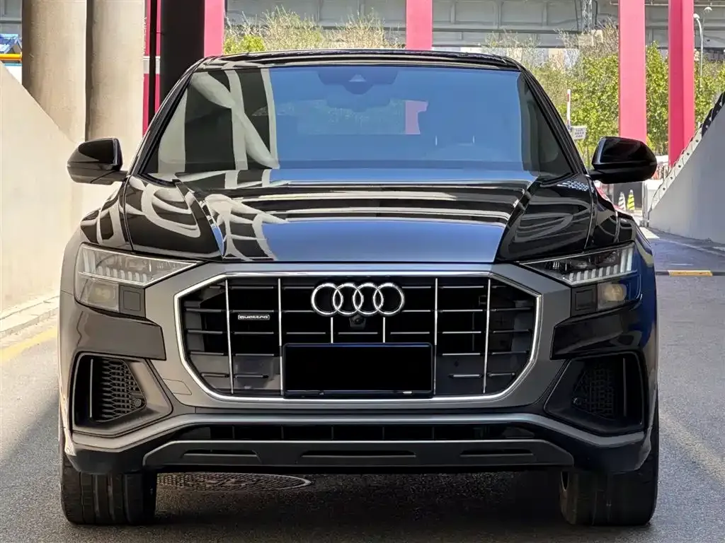 Audi Q8 — фото 6