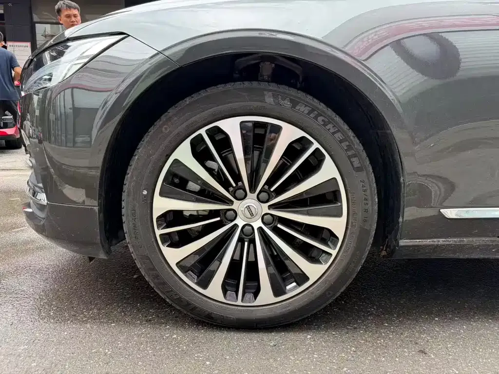 Volvo S90 — фото 8