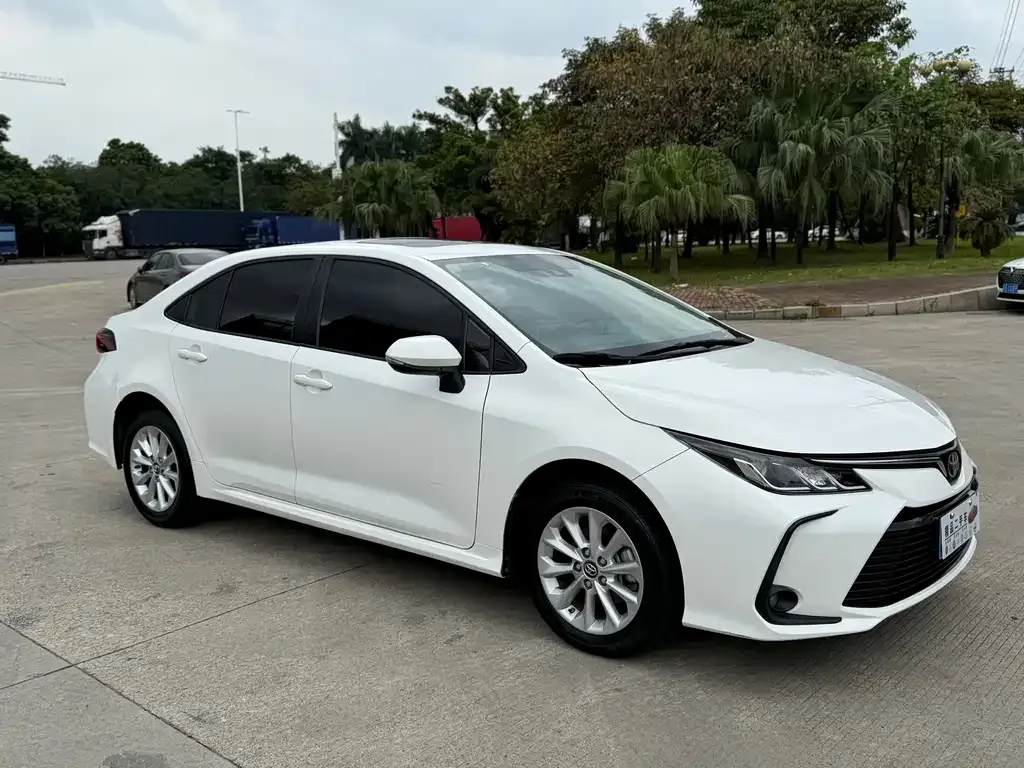 Toyota Corolla 2022 из CN, фото 10