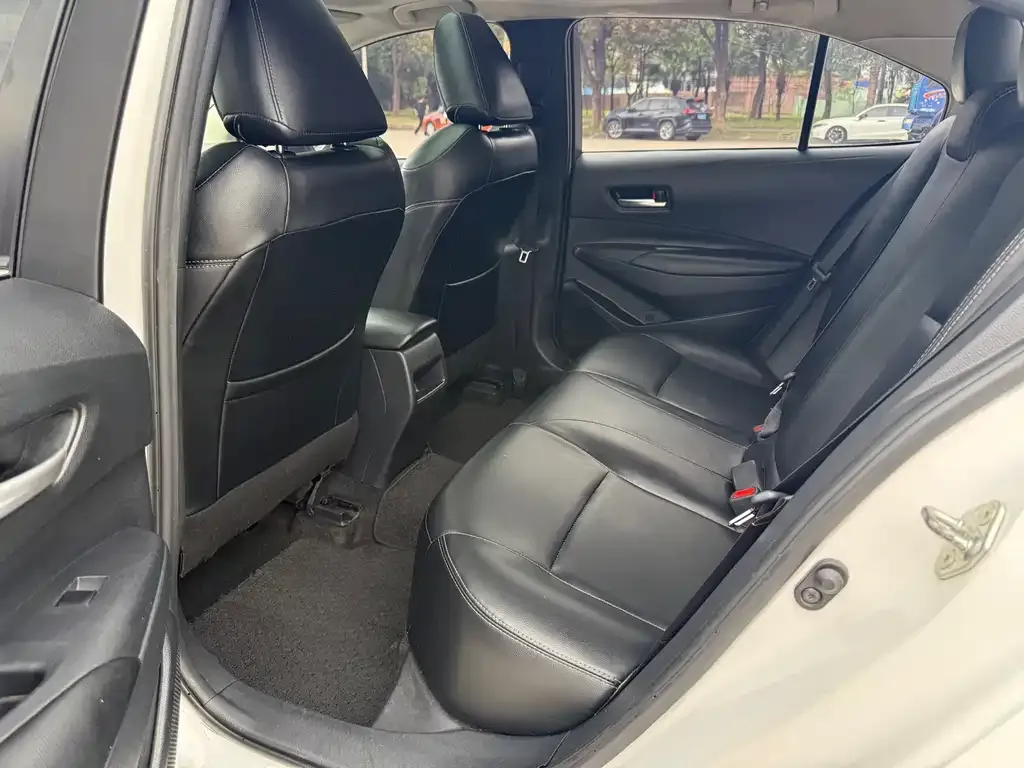 Toyota Corolla 2022 из CN, фото 2