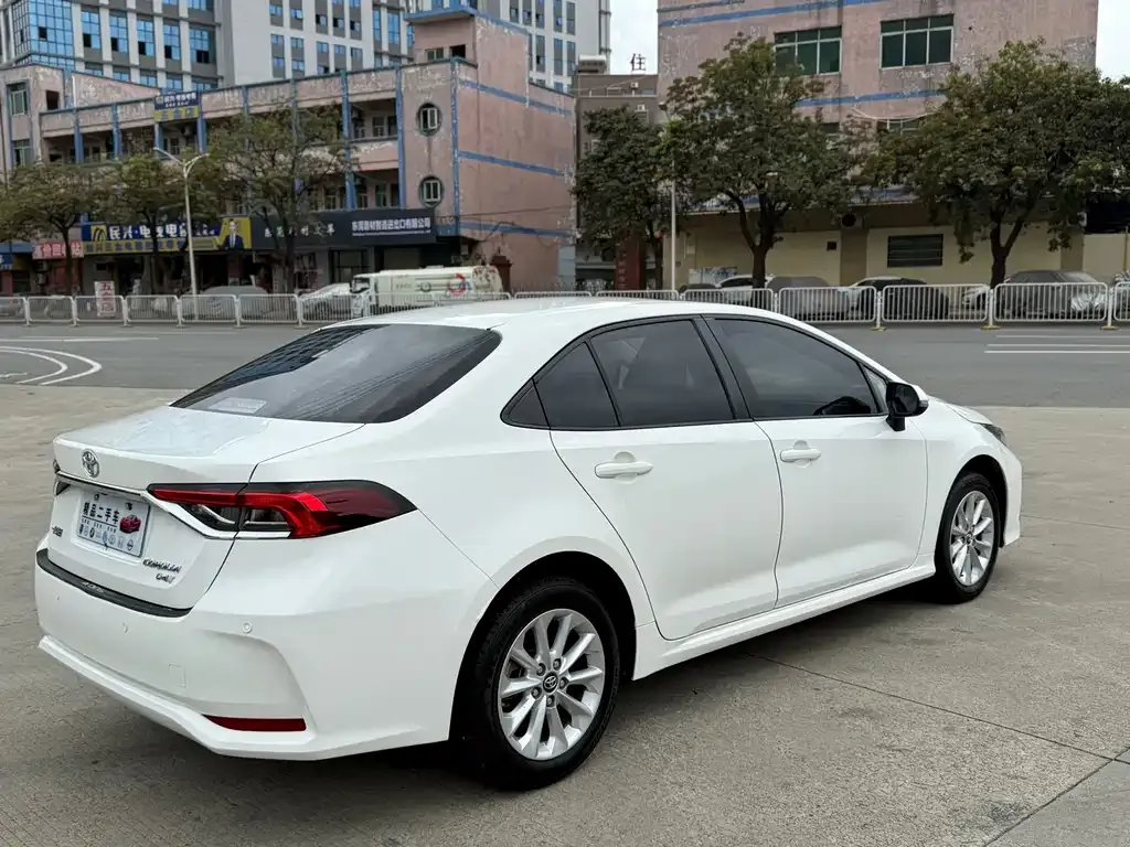 Toyota Corolla 2022 из CN, фото 9