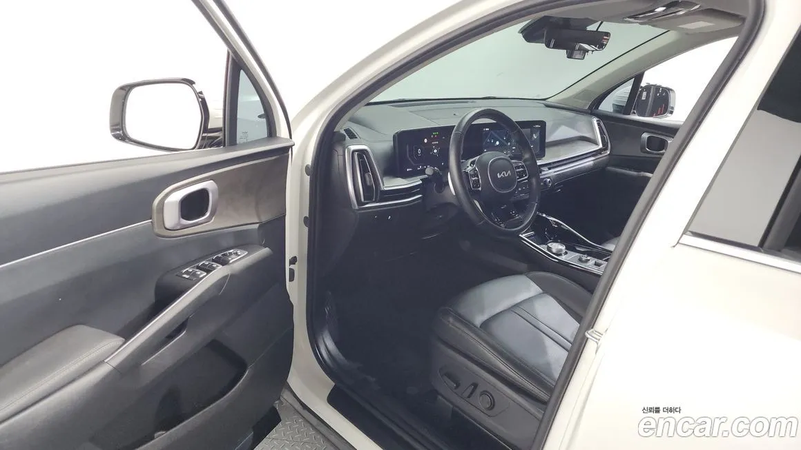 Kia Sorento — фото 3