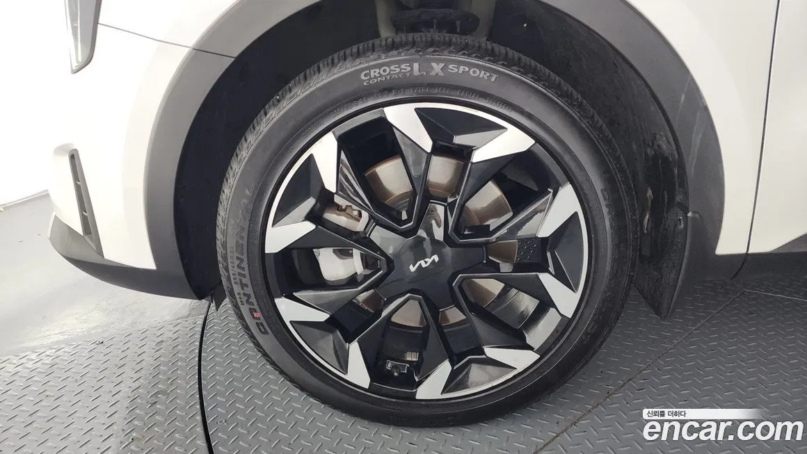 Kia Sorento — фото 5