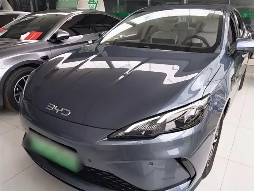 BYD Seal 05 DM-i — фото 1