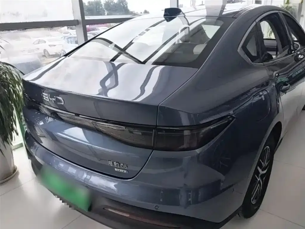 BYD Seal 05 DM-i — фото 4